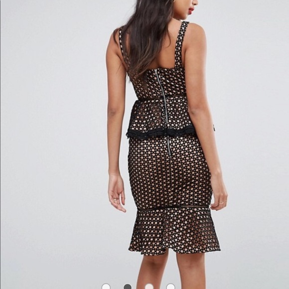 Missguided Peplum Lace Midi Mermaid Fishtail Dress - Picture 5 of 7